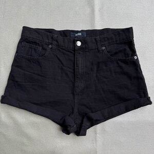 Aero Women’s Black Denim Cuffed High Rise Mom Short Shorts Size 12
